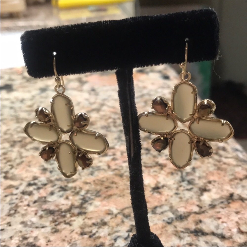COPY - Gorgeous custom Kendra Scott earrings